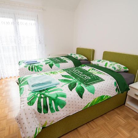 Apartment Zelimlje Skofljica Bagian luar foto