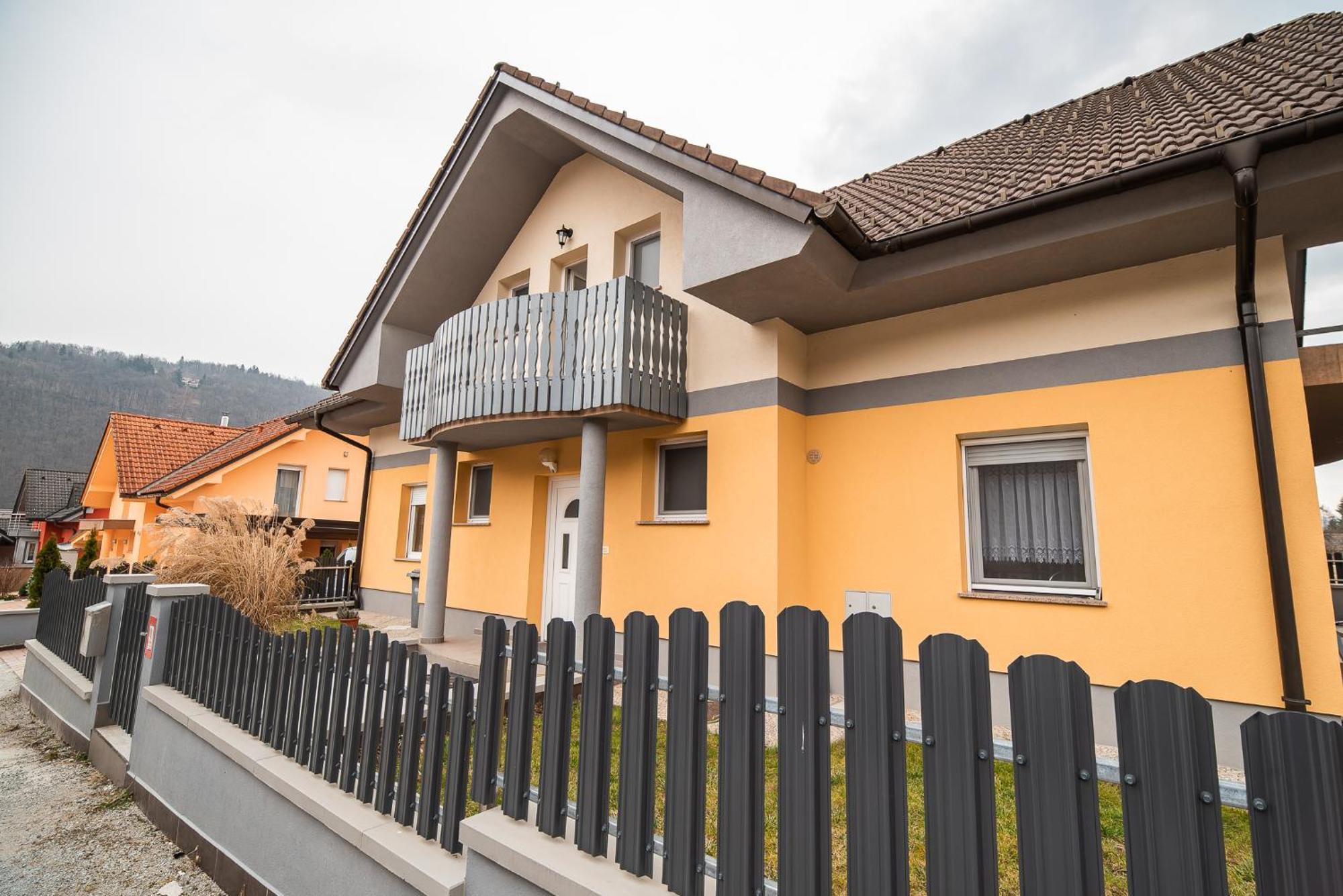 Apartment Zelimlje Skofljica Bagian luar foto