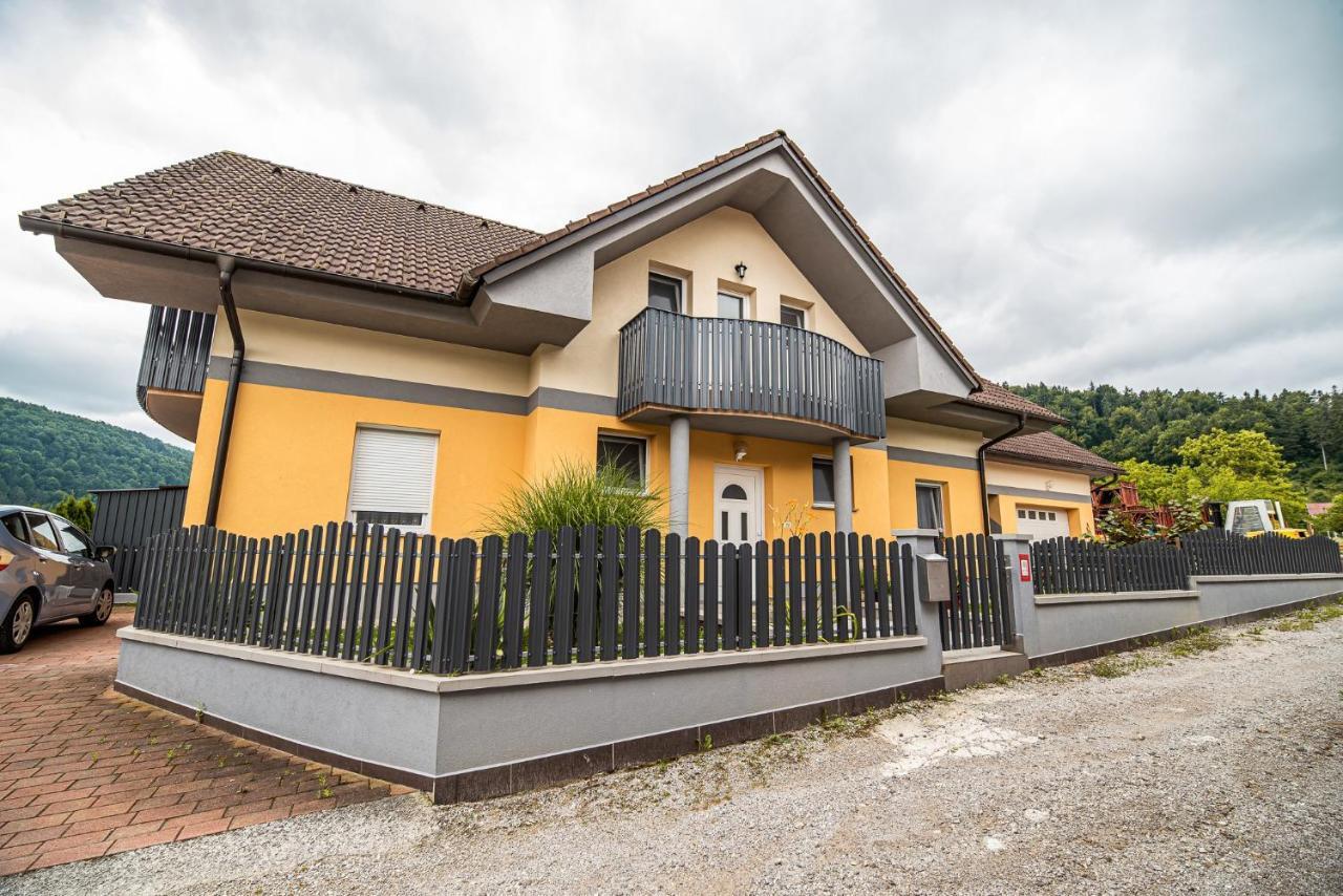 Apartment Zelimlje Skofljica Bagian luar foto