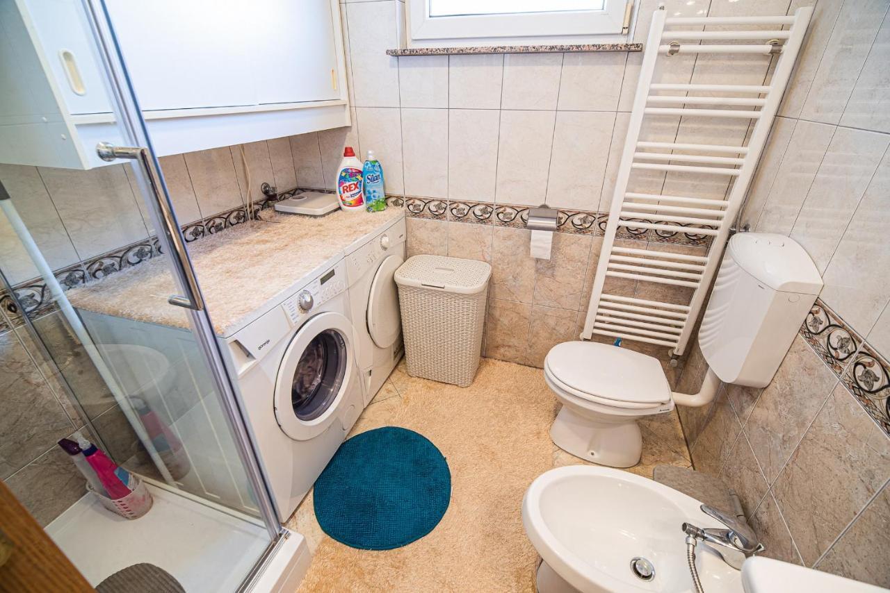 Apartment Zelimlje Skofljica Ruang foto