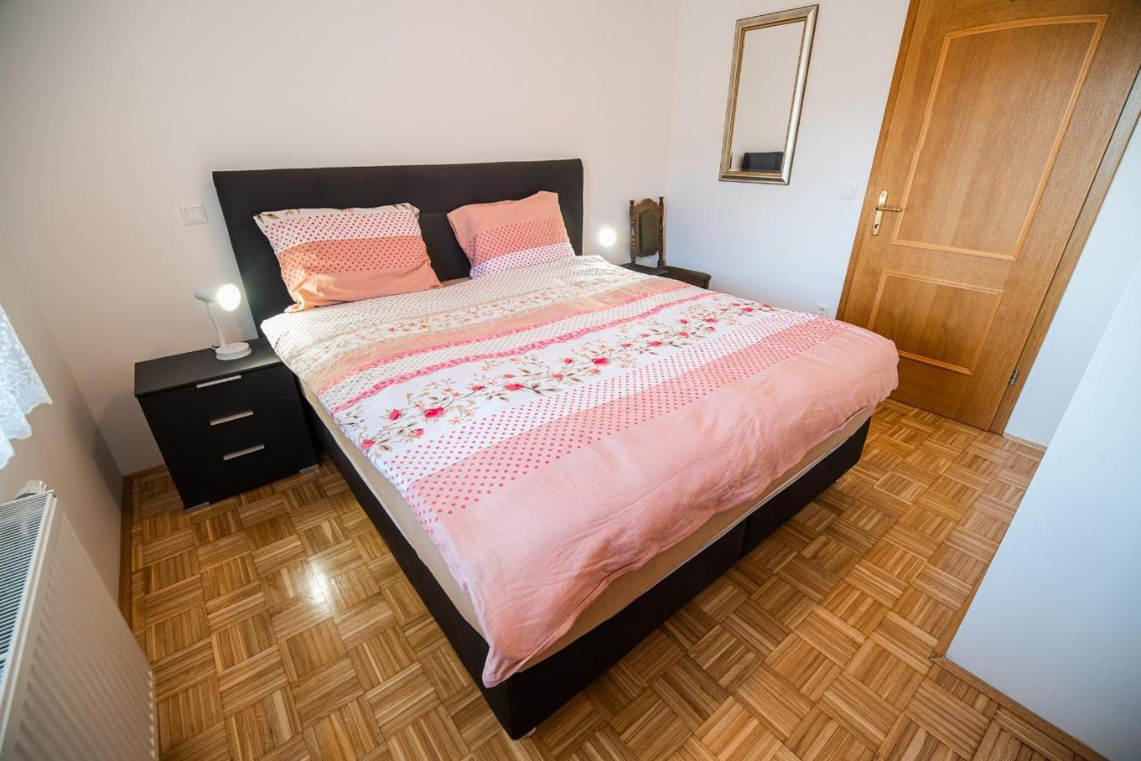 Apartment Zelimlje Skofljica Ruang foto